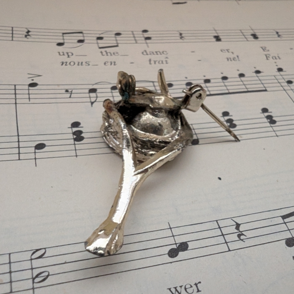 Silver Bird Nest Brooch with Pearls - Picture 7 of 12